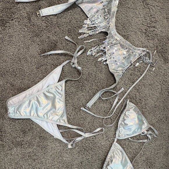 Swimsuit - Picture 1 of 2